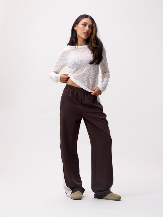 Catwalk Junkie - Lace Longsleeve - Egret