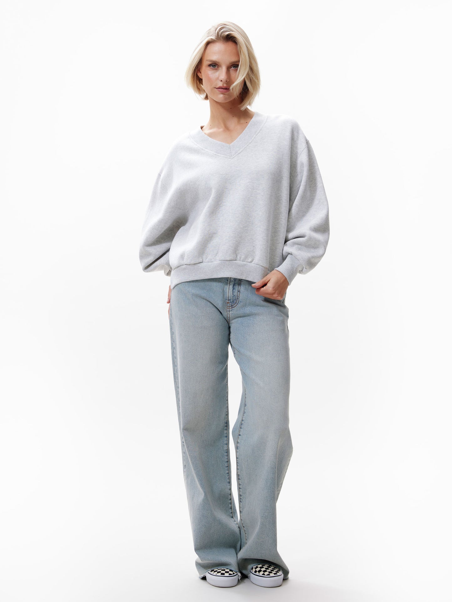 Sweater with Vneck - Grey melange