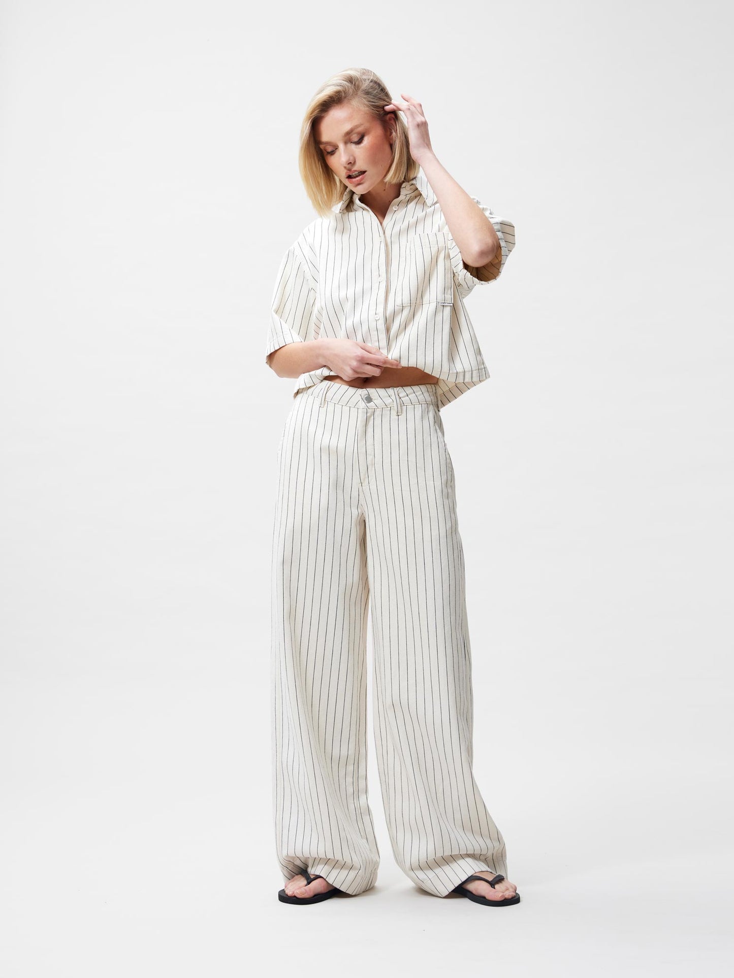 Catwalk Junkie - Wide leg striped jeans