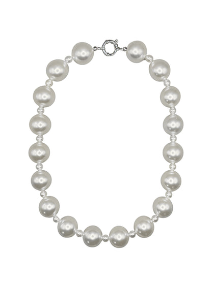 Moonlight pearl necklace