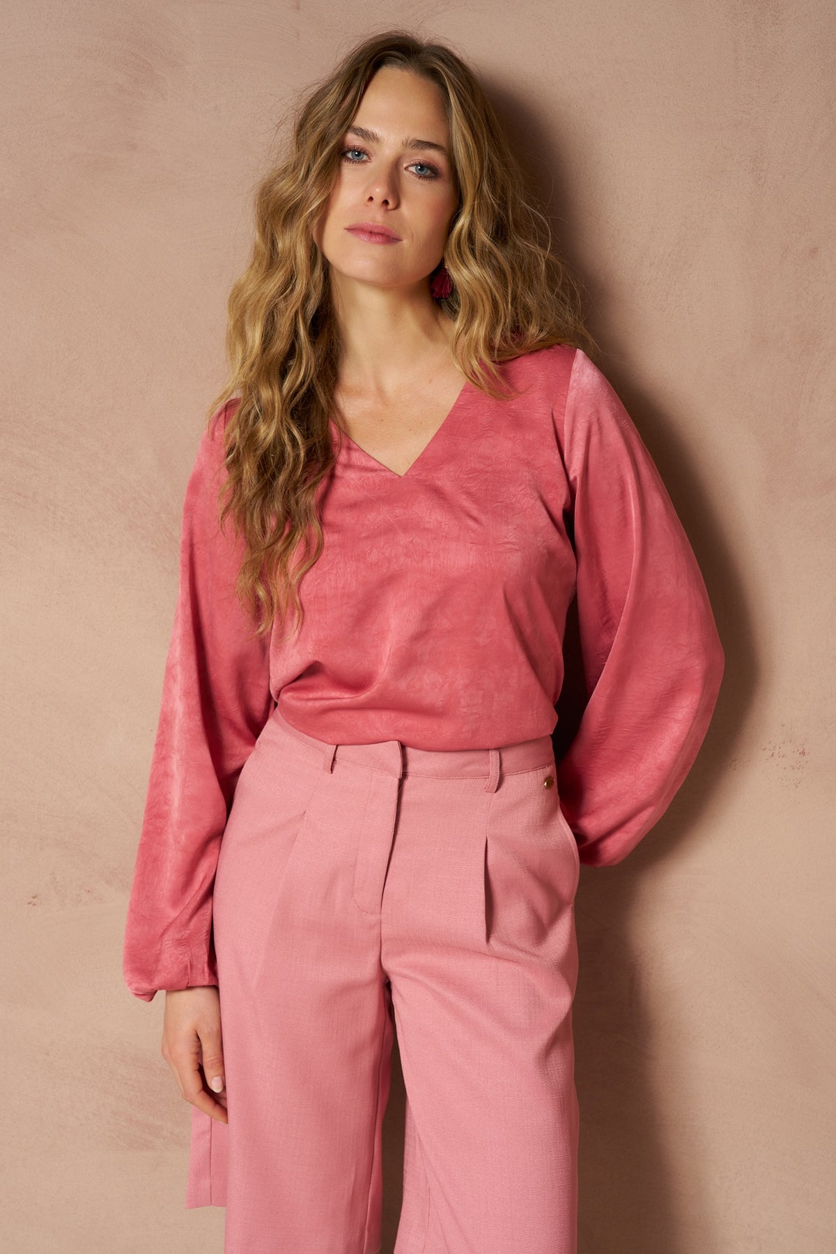 Lofty Manner - Top Ilou - Koraal