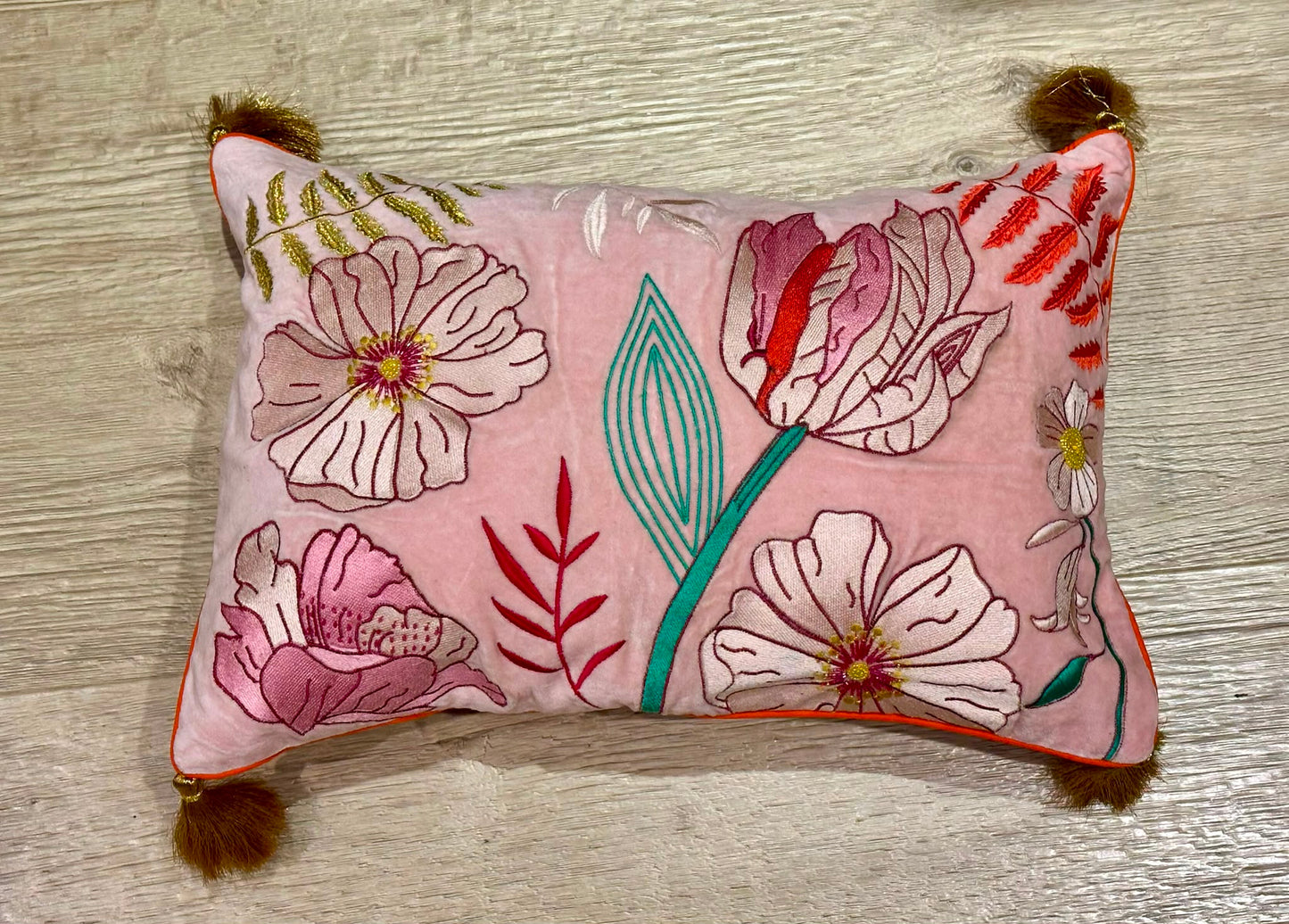 House of Disaster - Kussen Posy light pink - Roze